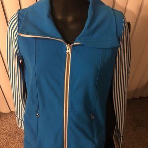Lululemon size 4 define jacket full zip